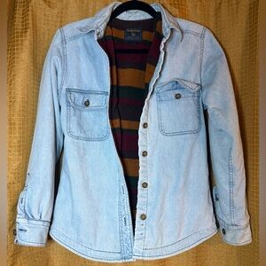 Vintage Woolrich Denim Chore Jacket with Blanket Lining, Men’s size Small.